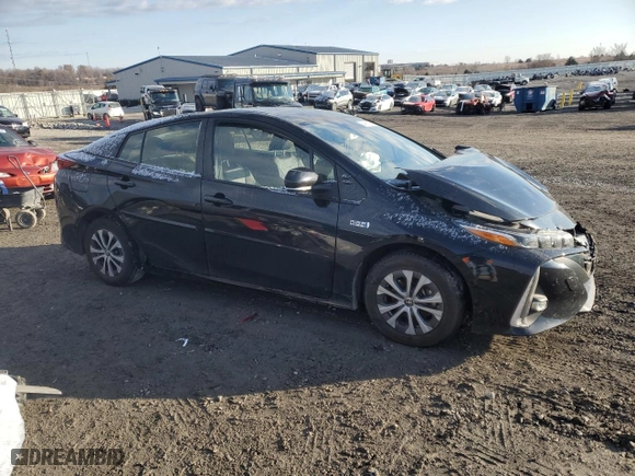 2022 Toyota Prius Prime LE with VIN JTDKAMFP2N3227570, listed as a Copart auction lot 84160194 with 0 mi miles and Salvage Title. Bid and sale history available at carsss.com. Image 4.