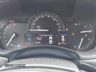 2017 Cadillac ATS AWD z VIN 1G6AG5RX4H0180112, wystawiony jako IAAI lot #41605661 z przebiegiem 142 931 mil mil oraz . Historia ofert i sprzedaży dostępna na DreamBid. Obrazek 7.