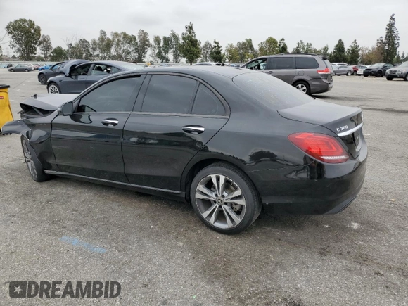 2019 Mercedes-Benz C 300 z VIN WDDWF8DB1KR483781, wystawiony jako Copart lot #53326925 z przebiegiem 60 866 mil mil oraz Szkoda całkowita • Salvage title. Historia ofert i sprzedaży dostępna na DreamBid. Obrazek 2.