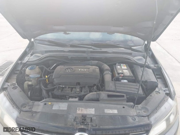 2014 Volkswagen Jetta Sedan SE with VIN 3VWD07AJ6EM401605, listed as a IAAI auction lot 42035536 with 207,968 mi miles. Bid and sale history available at carsss.com. Image 10.