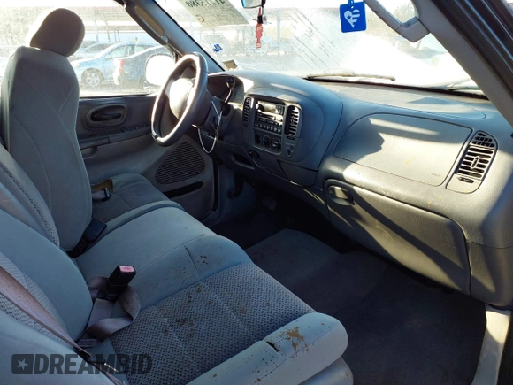 2002 Ford F-150 XL with VIN 2FTRX17282CA94608, listed as a IAAI auction lot 41215380 with 1 mi miles. Bid and sale history available at carsss.com. Image 5.