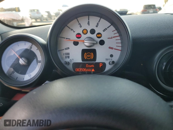 2013 MINI Convertible S z VIN WMWZP3C52DT705587, wystawiony jako Copart lot #44391775 z przebiegiem 83 506 mil mil oraz Szkoda całkowita • Salvage title. Historia ofert i sprzedaży dostępna na DreamBid. Obrazek 9.