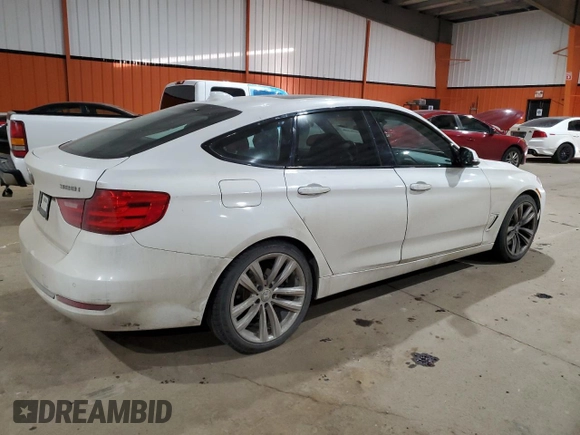2015 BMW 3 Series 328i Gran Turismo xDrive with VIN WBA3X5C59FD559834, listed as a Copart auction lot 84488424 with 115,964 mi miles and Clean title. Bid and sale history available at DreamBid. Image 3.