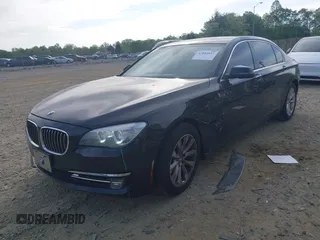 2013 BMW 7 Series 740Li xDrive с VIN WBAYF4C59DD127390, выставлен на аукционе IAAI как лот 42083517 с пробегом 202 202 миль миль и . История ставок и продаж доступна на DreamBid. Изображение 2.