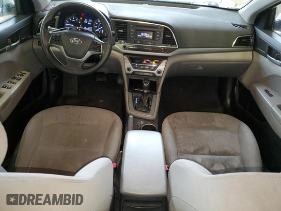 2017 Hyundai Elantra SE z VIN 5NPD74LFXHH201083, wystawiony jako Copart lot #58421435 z przebiegiem 174 744 mil mil oraz Szkoda całkowita • Salvage title. Historia ofert i sprzedaży dostępna na DreamBid. Obrazek 8.