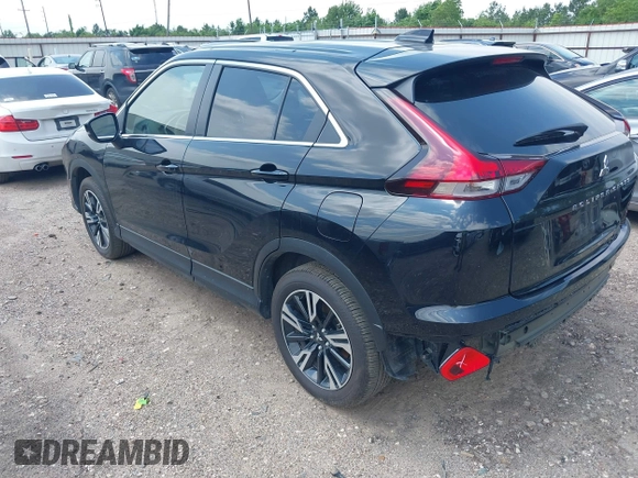 2025 Mitsubishi Eclipse Cross SE z VIN JA4ATWAA5SZ004141, wystawiony jako IAAI lot #42188861 z przebiegiem 7 481 mil mil oraz . Historia ofert i sprzedaży dostępna na DreamBid. Obrazek 3.