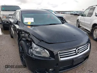 2014 Nissan Maxima SV z VIN 1N4AA5AP4EC463703, wystawiony jako IAAI lot #41262299 z przebiegiem 101 477 mil mil oraz . Historia ofert i sprzedaży dostępna na DreamBid. Obrazek 1.