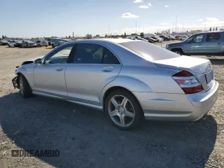 2008 Mercedes-Benz S 550 z VIN WDDNG86X98A210581, wystawiony jako Copart lot #56899455 z przebiegiem 65 763 mil mil oraz Szkoda całkowita • Salvage title. Historia ofert i sprzedaży dostępna na DreamBid. Obrazek 2.