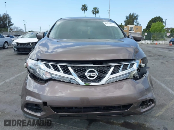 2011 Nissan Murano SV z VIN JN8AZ1MU0BW050821, wystawiony jako IAAI lot #41915011 z przebiegiem 167 121 mil mil oraz . Historia ofert i sprzedaży dostępna na DreamBid. Obrazek 12.