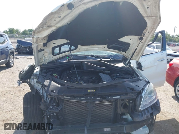 2012 Mercedes-Benz M ML 350 with VIN 4JGDA5HB7CA074205, listed as a IAAI auction lot 42080076 with 99,510 mi miles. Bid and sale history available at carsss.com. Image 10.