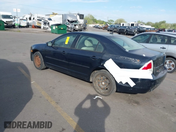 2008 Ford Fusion S with VIN 3FAHP06ZX8R270083, listed as a IAAI auction lot 42086056 with 174,031 mi miles. Bid and sale history available at carsss.com. Image 3.