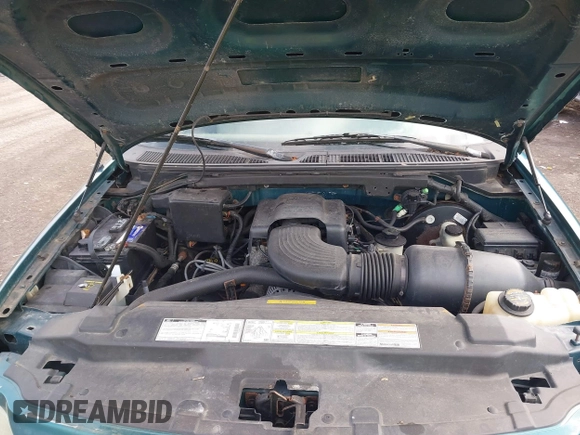 1997 Ford F-150 XL with VIN 1FTDX18WXVNB82554, listed as a IAAI auction lot 41821547 with 236,735 mi miles. Bid and sale history available at carsss.com. Image 10.
