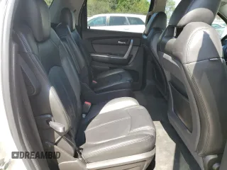 2010 GMC Acadia SLT1 z VIN 1GKLRMED4AJ113245, wystawiony jako Copart lot #51918175 z przebiegiem 116 737 mil mil oraz Czysty tytuł • Clean title. Historia ofert i sprzedaży dostępna na DreamBid. Obrazek 11.
