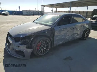2019 Audi RS 3 z VIN WUABWGFF1KA902152, wystawiony jako Copart lot #88913315 z przebiegiem 46 435 mil mil oraz Szkody całkowita. Historia ofert i sprzedaży dostępna na DreamBid. Obrazek 1.