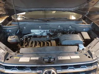 2019 Volkswagen Atlas SE with VIN 1V2LR2CAXKC599542, listed as a IAAI auction lot 41628588 with 59,377 mi miles and . Bid and sale history available at DreamBid. Image 10.