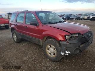 2005 Ford Escape XLS Value with VIN 1FMYU02Z95KE32564, listed as a Copart auction lot 81926914 with 198,907 mi miles and Clean Title. Bid and sale history available at carsss.com. Image 4.