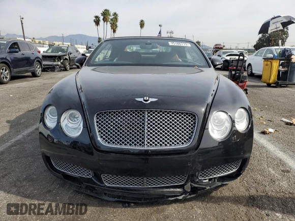 2008 Bentley Continental GT z VIN SCBDR33W18C051660, wystawiony jako Copart lot #75186713 z przebiegiem 61 344 mil mil oraz . Historia ofert i sprzedaży dostępna na DreamBid. Obrazek 5.
