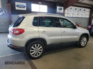2011 Volkswagen Tiguan SE with VIN WVGBV7AX1BW519102, listed as a Copart auction lot 55094515 with 134,248 mi miles and Clean Title. Bid and sale history available at DreamBid. Image 3.