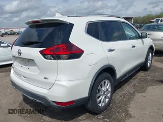 2018 Nissan Rogue SV with VIN KNMAT2MT8JP597774, listed as a IAAI auction lot 41956655 with 63,237 mi miles and . Bid and sale history available at carsss.com. Image 4.