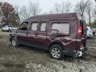2003 GMC Savana Commercial C6Y with VIN 1GDFG15T231211743, listed as a Copart auction lot 82334784 with Not Provided miles and Clean Title. Bid and sale history available at carsss.com. Image 2.
