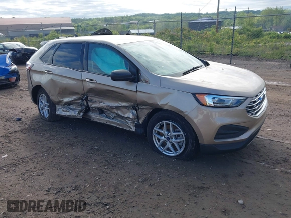 2021 Ford Edge SE with VIN 2FMPK4G90MBA19667, listed as a IAAI auction lot 42215758 with 27,496 mi miles and . Bid and sale history available at DreamBid. Image 1.