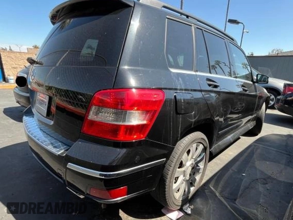 2010 Mercedes-Benz GLK 350 with VIN WDCGG5GB9AF449216, listed as a Copart auction lot 78333234 with Not Provided miles and Clean Title. Bid and sale history available at DreamBid. Image 4.