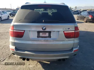 2010 BMW X5 M z VIN 5YMGY0C55ALK25276, wystawiony jako Copart lot #46644085 z przebiegiem 190 499 mil mil oraz Szkoda całkowita • Salvage title. Historia ofert i sprzedaży dostępna na DreamBid. Obrazek 6.