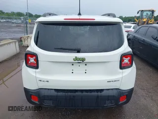 2017 Jeep Renegade Sport z VIN ZACCJBAB0HPG65461, wystawiony jako IAAI lot #42622815 z przebiegiem 111 216 mil mil oraz . Historia ofert i sprzedaży dostępna na DreamBid. Obrazek 17.
