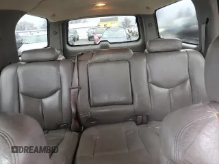 2004 GMC Yukon XL SLT z VIN 3GKFK16T84G286648, wystawiony jako Copart lot #43818975 z przebiegiem Nie podano mil oraz Szkoda całkowita • Salvage title. Historia ofert i sprzedaży dostępna na DreamBid. Obrazek 10.