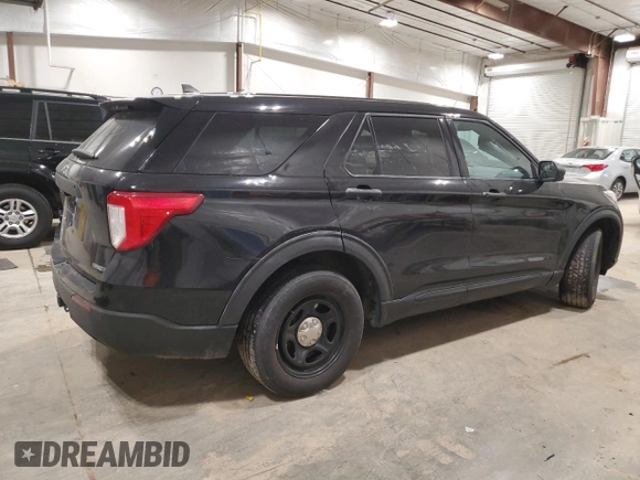 2021 Ford Police Interceptor Utility z VIN 1FM5K8AB0MGB24809, wystawiony jako Copart lot #82532734 z przebiegiem 98 108 mil mil oraz Szkoda całkowita • Salvage title. Historia ofert i sprzedaży dostępna na DreamBid. Obrazek 3.