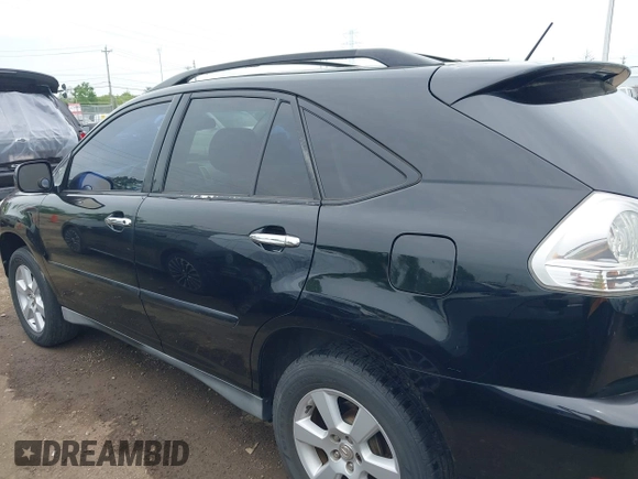 2004 Lexus RX 330 z VIN 2T2HA31UX4C025725, wystawiony jako IAAI lot #42241206 z przebiegiem 211 009 mil mil oraz . Historia ofert i sprzedaży dostępna na DreamBid. Obrazek 14.