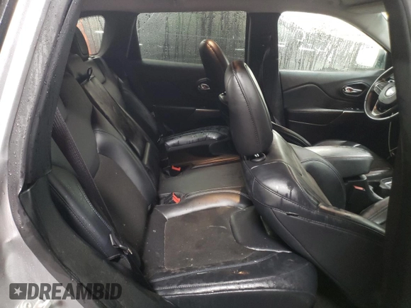 2020 Jeep Cherokee Latitude Plus z VIN 1C4PJMLB6LD548551, wystawiony jako Copart lot #84734864 z przebiegiem 69 834 mil mil oraz Nie do naprawy • Non repairable. Historia ofert i sprzedaży dostępna na DreamBid. Obrazek 10.