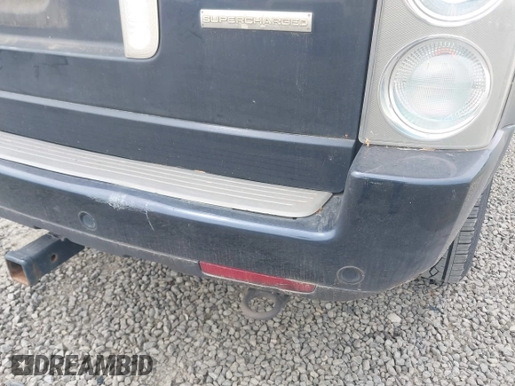 2006 Land Rover Range Rover SC with VIN SALMF13456A215549, listed as a IAAI auction lot 42301031 with 311,511 mi miles and . Bid and sale history available at DreamBid. Image 6.
