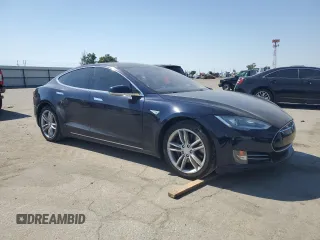 2014 Tesla Model S 60 с VIN 5YJSA1S13EFP29202, выставлен на аукционе Copart как лот 59046255 с пробегом Не указан миль и Списание • Salvage title. История ставок и продаж доступна на DreamBid. Изображение 4.