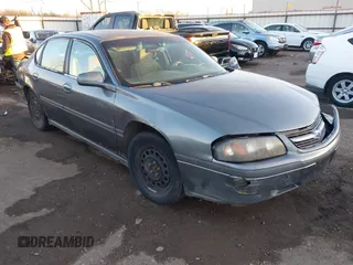 2004 Chevrolet Impala with VIN 2G1WF52EX49276284, listed as a IAAI auction lot 41101139 with 331,048 mi miles. Bid and sale history available at carsss.com. Image 1.