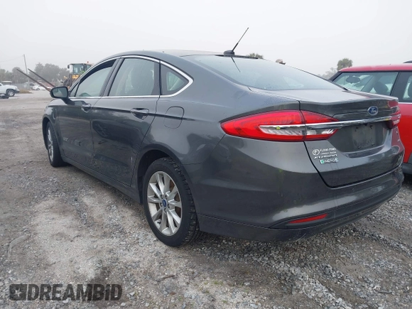 2018 Ford Fusion Energi SE with VIN 3FA6P0PU1JR130262, listed as a IAAI auction lot 41495217 with 68,708 mi miles. Bid and sale history available at carsss.com. Image 3.