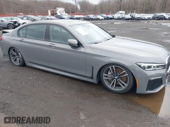 2020 BMW 7 Series 750i xDrive with VIN WBA7U2C04LGM27104, listed as a IAAI auction lot 41757796 with 10,174 mi miles and . Bid and sale history available at carsss.com. Image 1.