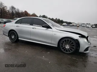 2019 Mercedes-Benz E-Class AMG E 53 with VIN WDDZF6BB1KA570132, listed as a Copart auction lot 37602054 with 69,681 mi miles. Bid and sale history available at carsss.com. Image 4.