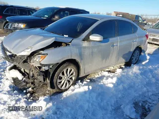 2018 Nissan Sentra SV z VIN 3N1AB7AP6JL655421, wystawiony jako IAAI lot #41407576 z przebiegiem 98 854 mil mil oraz . Historia ofert i sprzedaży dostępna na DreamBid. Obrazek 2.