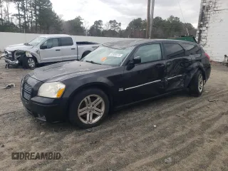 2005 Dodge Magnum RT with VIN 2D4GV58285H555352, listed as a Copart auction lot 47599175 with 131,288 mi miles and Salvage Title. Bid and sale history available at carsss.com. Image 1.