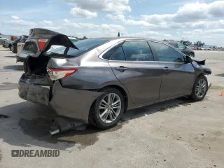 2016 Toyota Camry XLE with VIN 4T1BF1FK9GU216773, listed as a Copart auction lot 50894905 with 100,677 mi miles and Salvage Title. Bid and sale history available at carsss.com. Image 3.