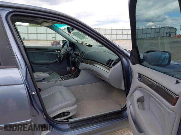 2000 BMW 3 Series 323i with VIN WBAAM3346YFP77250, listed as a IAAI auction lot 42197840 with 159,691 mi miles and . Bid and sale history available at DreamBid. Image 5.