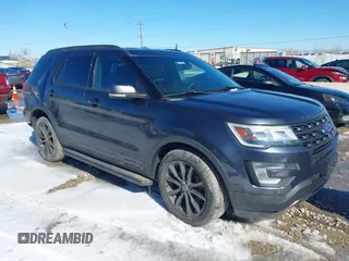 2017 Ford Explorer XLT z VIN 1FM5K8D86HGA02185, wystawiony jako IAAI lot #41730072 z przebiegiem 63 412 mil mil oraz . Historia ofert i sprzedaży dostępna na DreamBid. Obrazek 1.