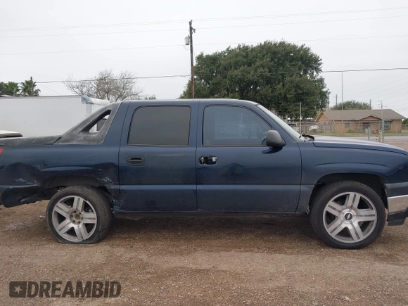 2004 Chevrolet Avalanche Z66 with VIN 3GNEC12T04G173178, listed as a IAAI auction lot 41304949 with 278,996 mi miles and . Bid and sale history available at DreamBid. Image 14.
