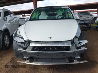 2022 Tesla Model Y Performance with VIN 7SAYGDEF4NF449986, listed as a IAAI auction lot 41754916 with 64,384 mi miles and . Bid and sale history available at DreamBid. Image 6.