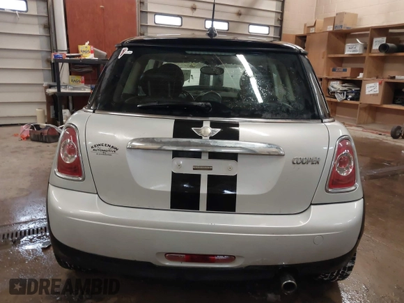2012 MINI Hardtop with VIN WMWSU3C56CT259100, listed as a IAAI auction lot 41483347 with 83,068 mi miles and . Bid and sale history available at DreamBid. Image 16.