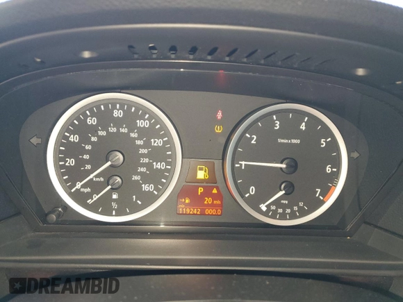 2007 BMW 5 Series 550i with VIN WBANB53537CP08172, listed as a Copart auction lot 49271545 with 119,242 mi miles and Clean Title. Bid and sale history available at DreamBid. Image 9.