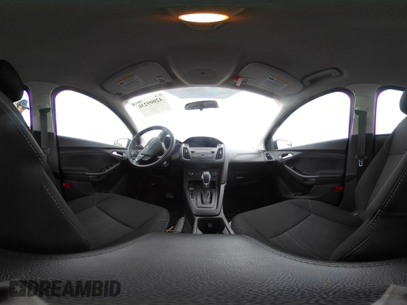 2018 Ford Focus SE z VIN 1FADP3F23JL200674, wystawiony jako IAAI lot #42009238 z przebiegiem 78 007 mil mil oraz . Historia ofert i sprzedaży dostępna na DreamBid. Obrazek 18.