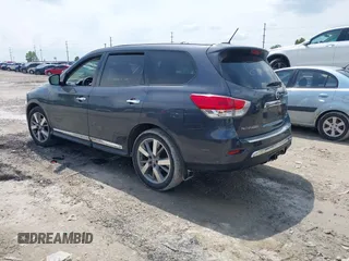 2014 Nissan Pathfinder S with VIN 5N1AR2MM5EC650785, listed as a IAAI auction lot 42209208 with 149,599 mi miles and . Bid and sale history available at DreamBid. Image 3.