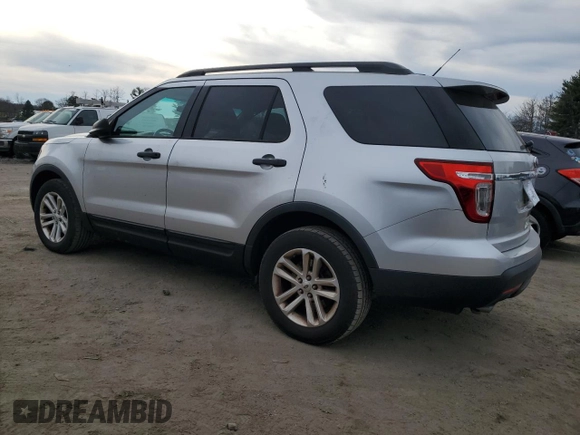 2015 Ford Explorer z VIN 1FM5K8B81FGB17227, wystawiony jako Copart lot #49693295 z przebiegiem 157 391 mil mil oraz Czysty tytuł • Clean title. Historia ofert i sprzedaży dostępna na DreamBid. Obrazek 2.
